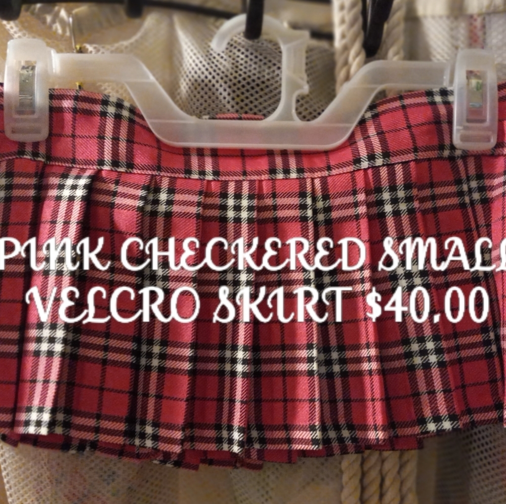 Pink checkered velcro skirt